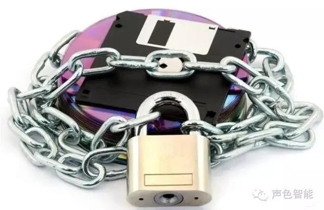 如果冠希当年把文件拷在这里，可能就没有*照门艳**了！