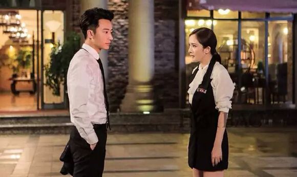 杨幂翻译官推门 (杨幂最美翻译官)