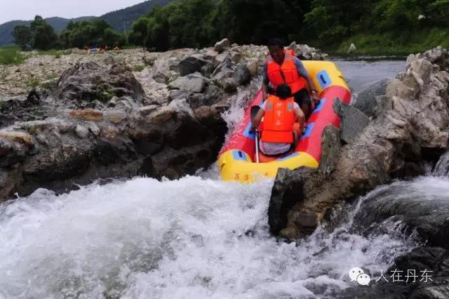 丹东峡谷漂流,丹东漂流的视频