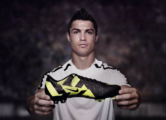 足球鞋nike传奇系列,耐克刺客cr7足球鞋推荐