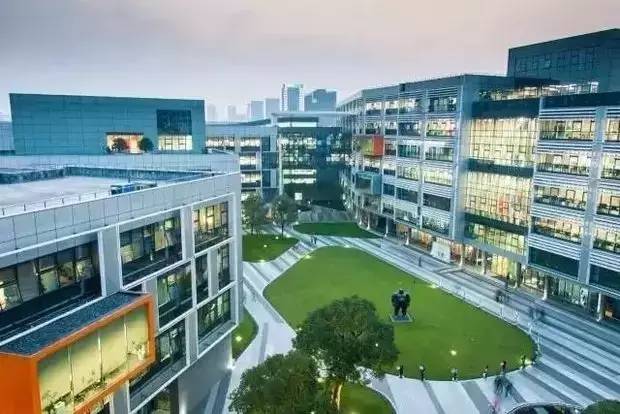 求职者对阿里巴巴发展有什么展望,求职者点评阿里巴巴