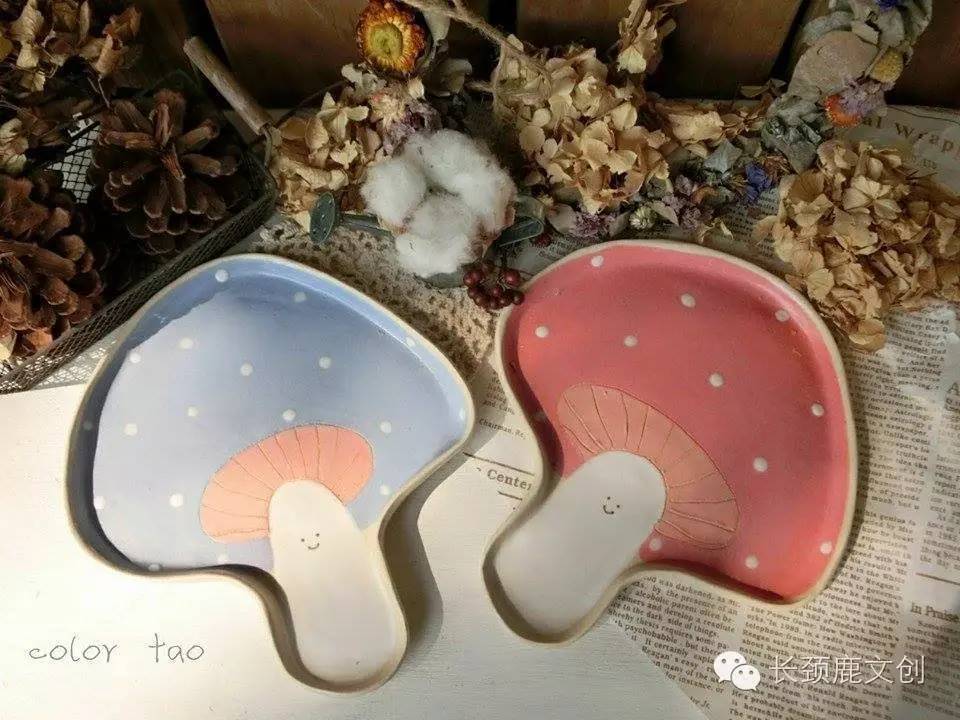 别拦我，我要吃了那些餐具