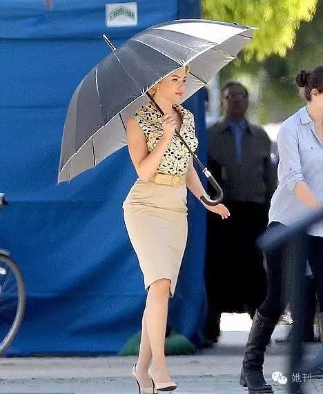 姑娘我掐指一算你命中缺我壁纸,姑娘掐指一算你五行缺我