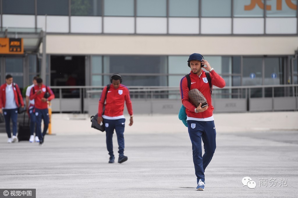 欧洲杯各大球队队徽和名称,欧洲杯各队穿什么颜色球衣