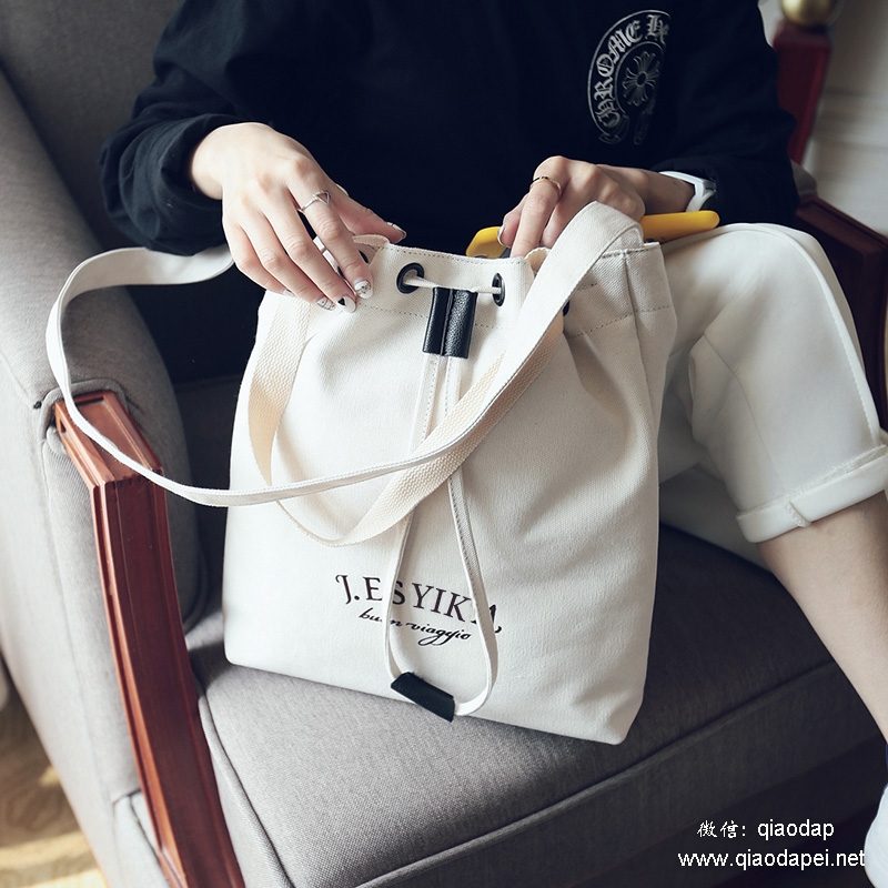 一眼爱上的高级感包包,看了一眼就心动的包包