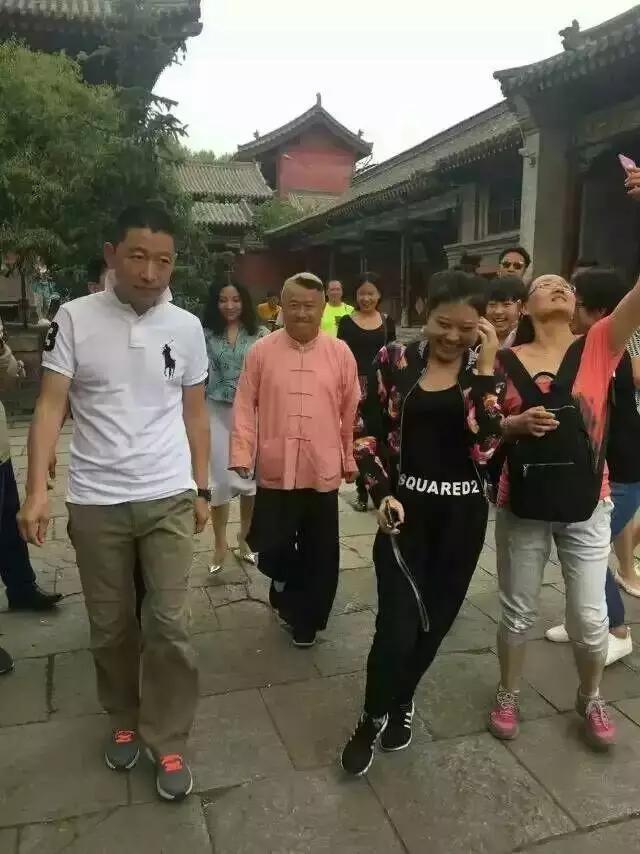 五月初一拜文殊菩萨,农历五月十五日拜菩萨