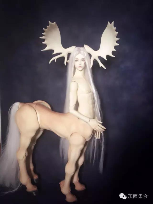 她是资深娃娘,也是暴雪爸爸的死忠粉