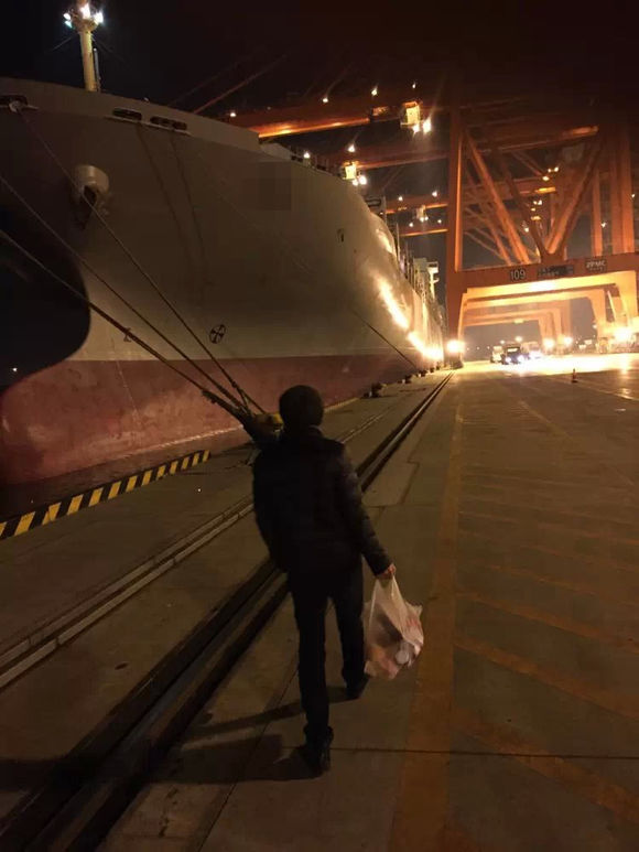 我是远洋渔民，爱钓鱼，更爱周游世界