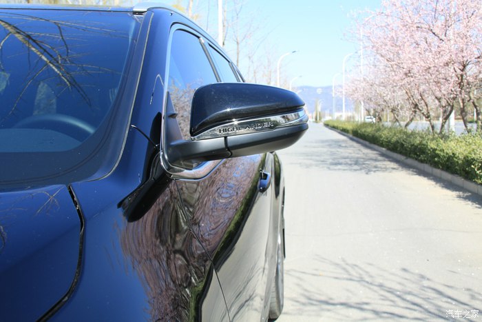 2015丰田汉兰达2.0t两驱精英型5座,2022款汉兰达2.0t的优缺点