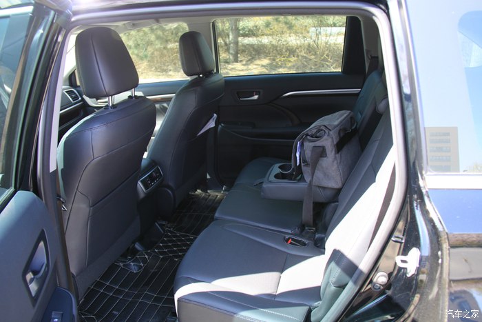 2015丰田汉兰达2.0t两驱精英型5座,2022款汉兰达2.0t的优缺点