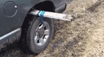 钥匙反锁在房间里,钥匙反锁门外面可以开么