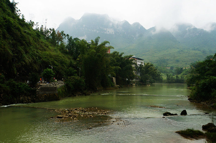 巴马世界旅居圣地,广西巴马长寿圣殿图片