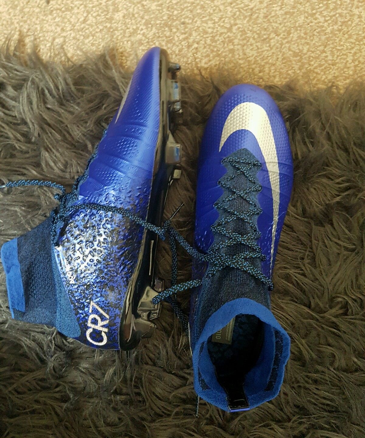 足球鞋nike传奇系列,耐克刺客cr7足球鞋推荐