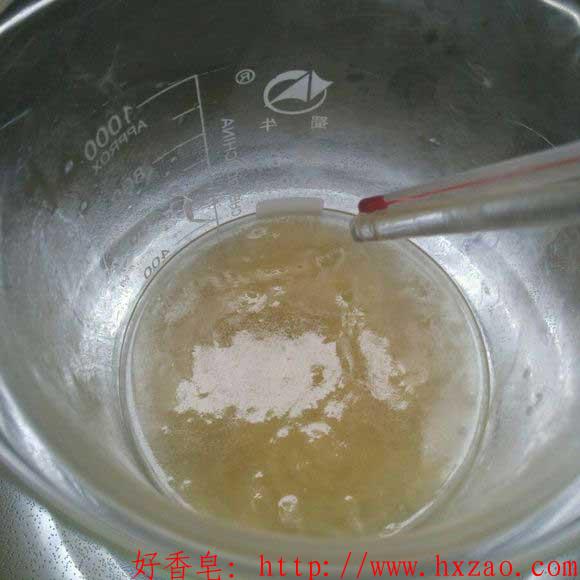 怎么做有颜色的蚕丝皂,蚕丝手工皂制作教程