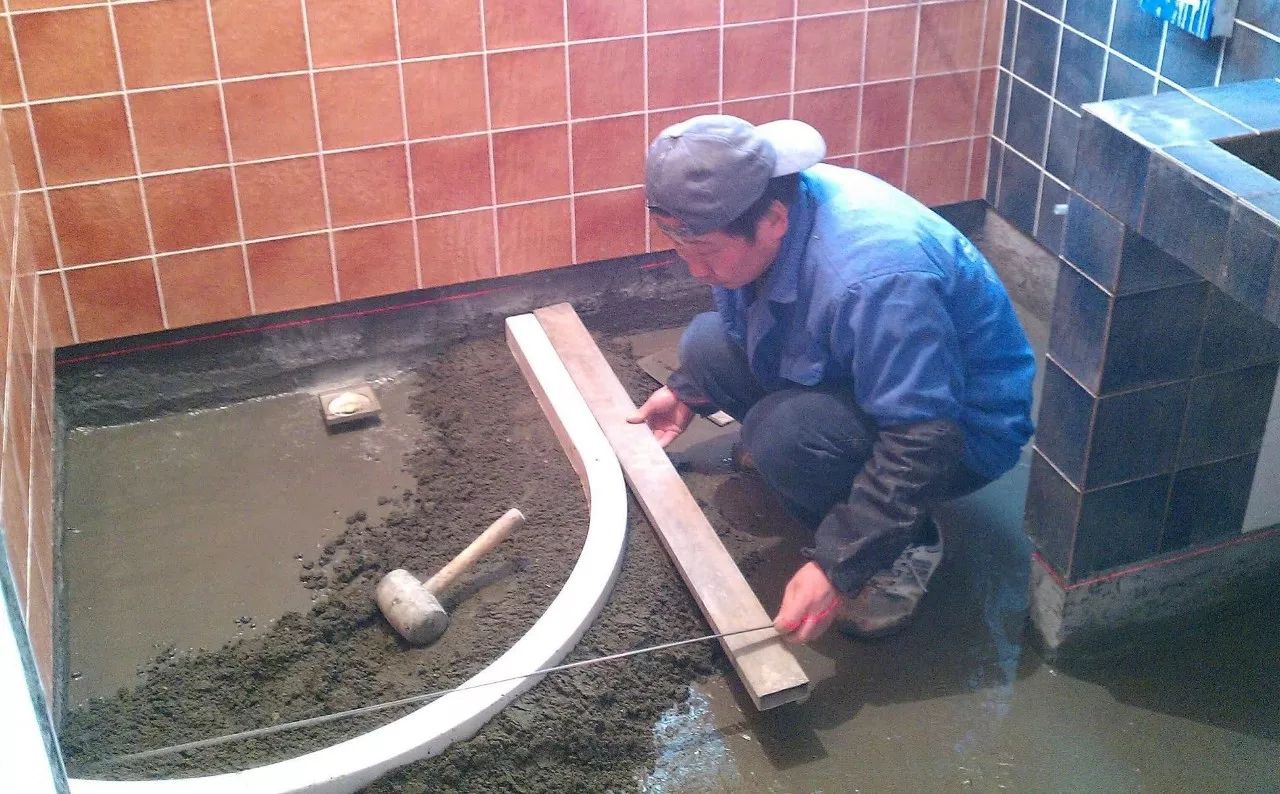 洗浴用玻璃隔断还是浴帘隔断,玻璃隔断和淋浴房有什么区别