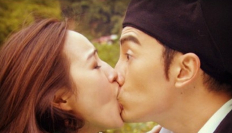 咬破嘴唇舌头,咬破嘴唇