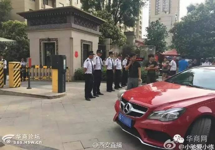 西安一草丛里发现弃婴留有奶粉,路边草丛里惊现死婴儿