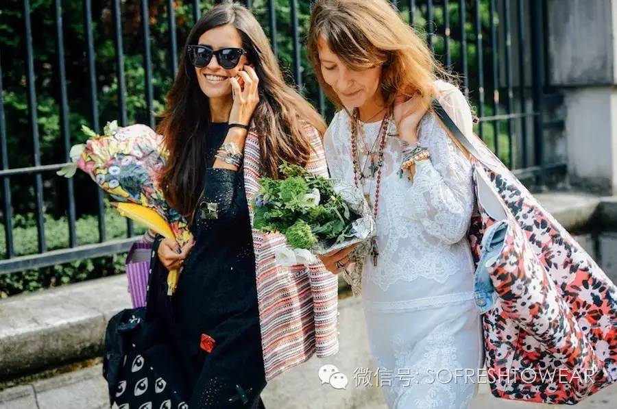 傲娇|老子背的这只包，谁敢说它不时髦