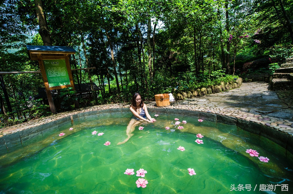 桂林的溶洞美,桂林钟乳石溶洞怎么去最好