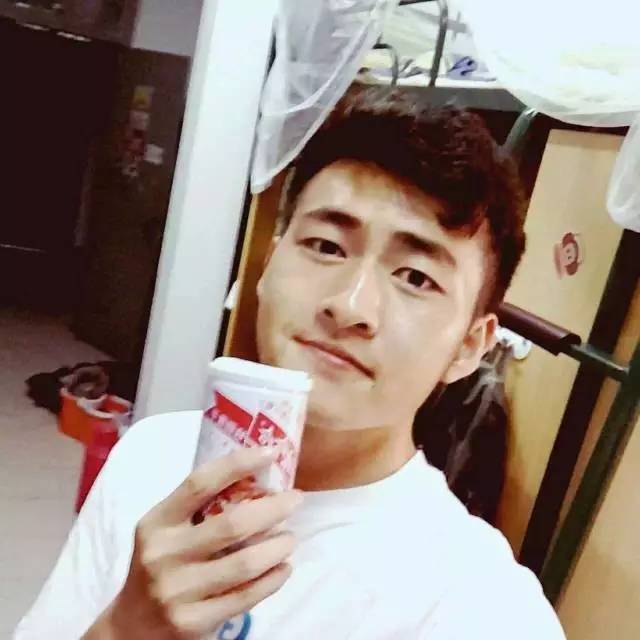 校园总攻|浙江财经大学的足球男神！180的天蝎男，爱米兰，爱绿城！