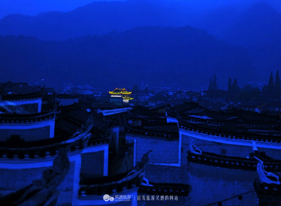 边城的写作视角,光线文字素材