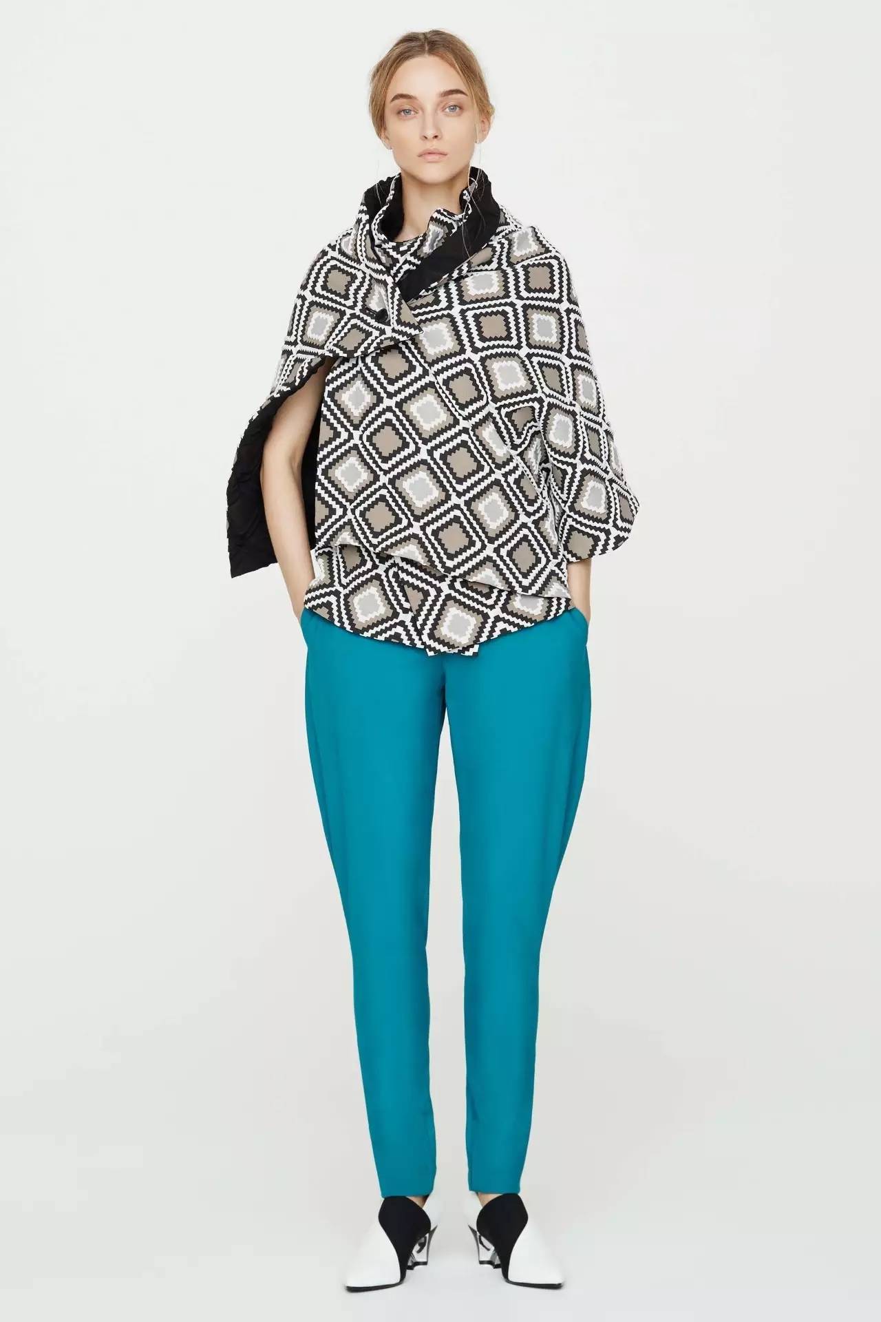 市场动态|IsseyMiyake2017早春系列，三宅褶皱，最低调的热卖元素！