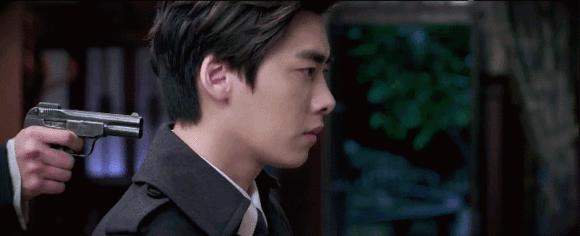 麻雀李易峰陈深图,李易峰陈深麻雀片段