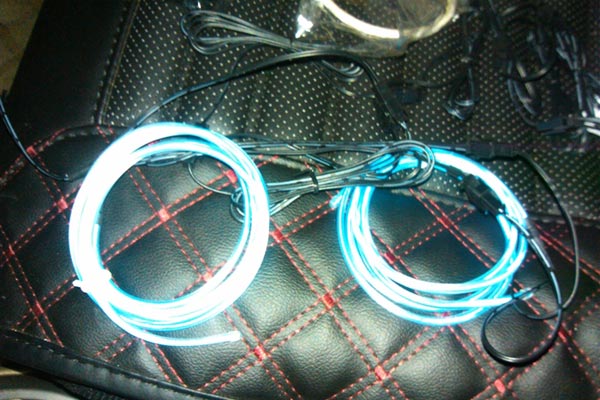 长城炫丽车内可以装氛围灯线,长城炫丽汽车室内装饰灯