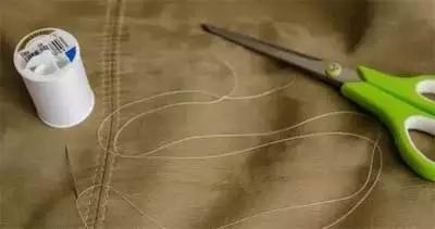 沙发靠枕塌了怎么变饱满,沙发靠枕倒下来怎么办