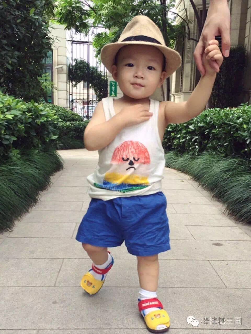 给宝宝买了双mikihouse鞋子,mikihouse鞋适合多大的宝宝穿