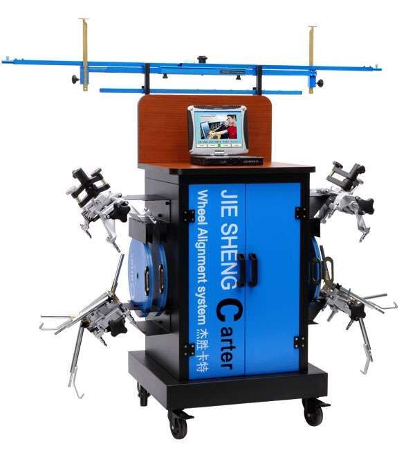 四轮定位和底盘定位哪个好,小车四轮定位多少公里定位一次