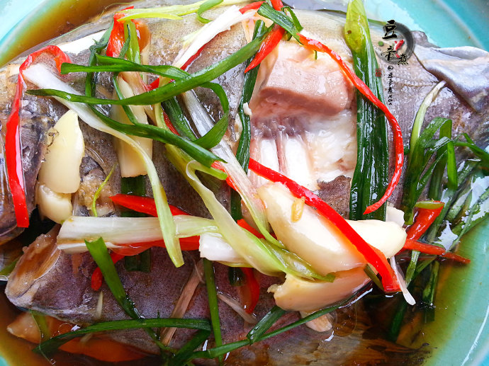 蒸小鲳鱼家常做法大全,油蒸斗鲳鱼