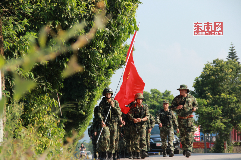 特警魔鬼周极限训练图片,武警江西鹰潭总队魔鬼周训练视频