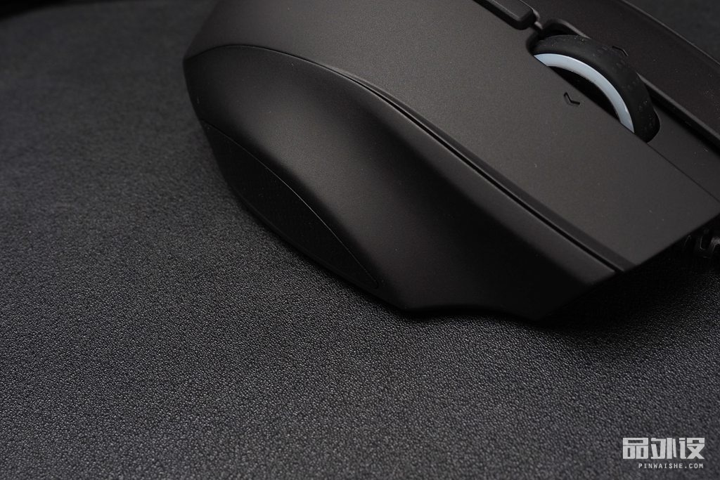 雷蛇那伽梵蛇六芒星背光灯不亮,雷蛇巴塞利斯蛇v2鼠标测评