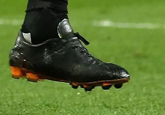 足球无球鞋合同的球星,adidas赞助的足球球员