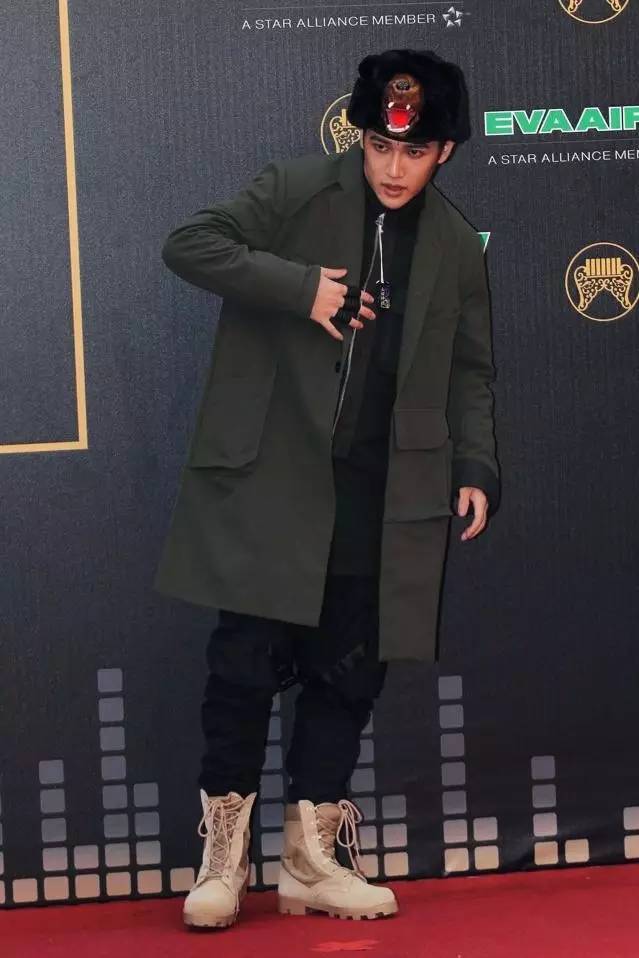 群魔乱舞飚高音,群魔乱舞丧心病狂欺软怕硬