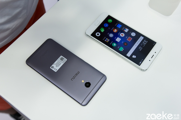 魅蓝e2开箱上手体验,魅蓝e简单小评测