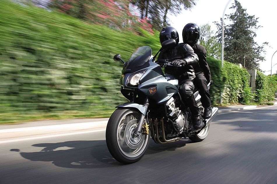 hondacbr1000sp,hondacbr1000rr赛道版