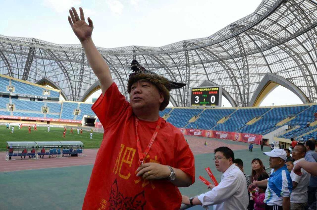 足球丨宁夏山屿海首次登顶榜首！谴责：沈阳球员竟然赛后下黑手！