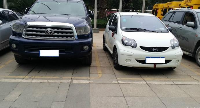 比亚迪f02015款1.0lamt,比亚迪f0性价比高