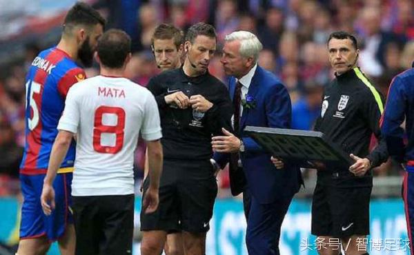 欧洲杯决赛谁主裁,欧洲杯决赛主裁判哪里人