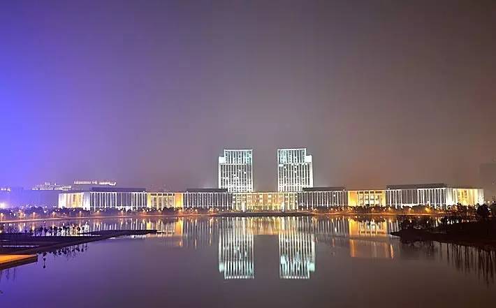 无锡属于贫穷吗,无锡算是小城市吗