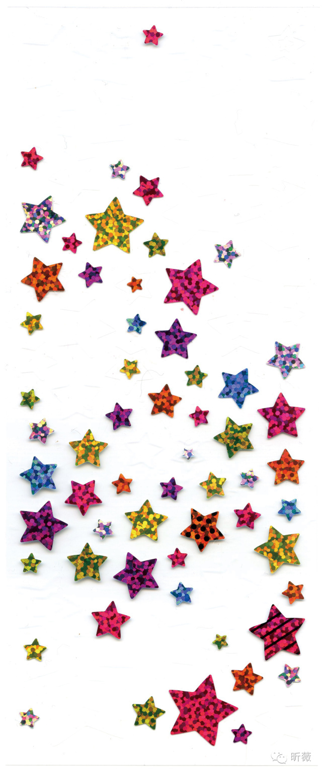 满大街的一排扣子是怎么回事？！