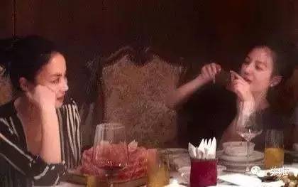 赵薇和王菲是如何成为闺蜜的,王菲和赵薇是一样的人