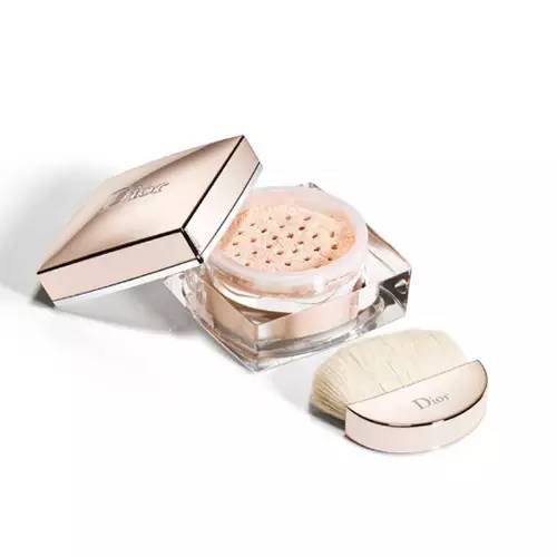 美容引起皮肤过敏怎么办,美容院干敏皮肤如何护理