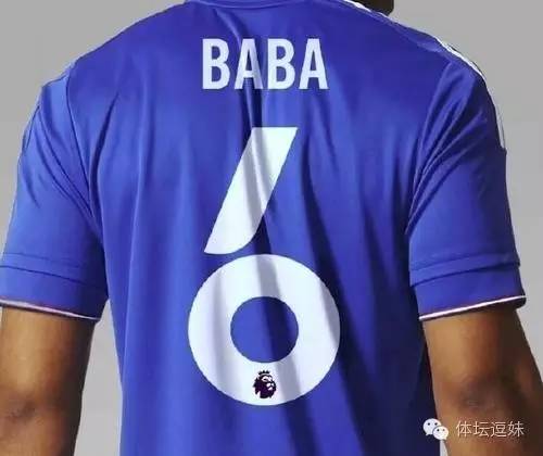 向吉鲁借发胶？C罗再换发型