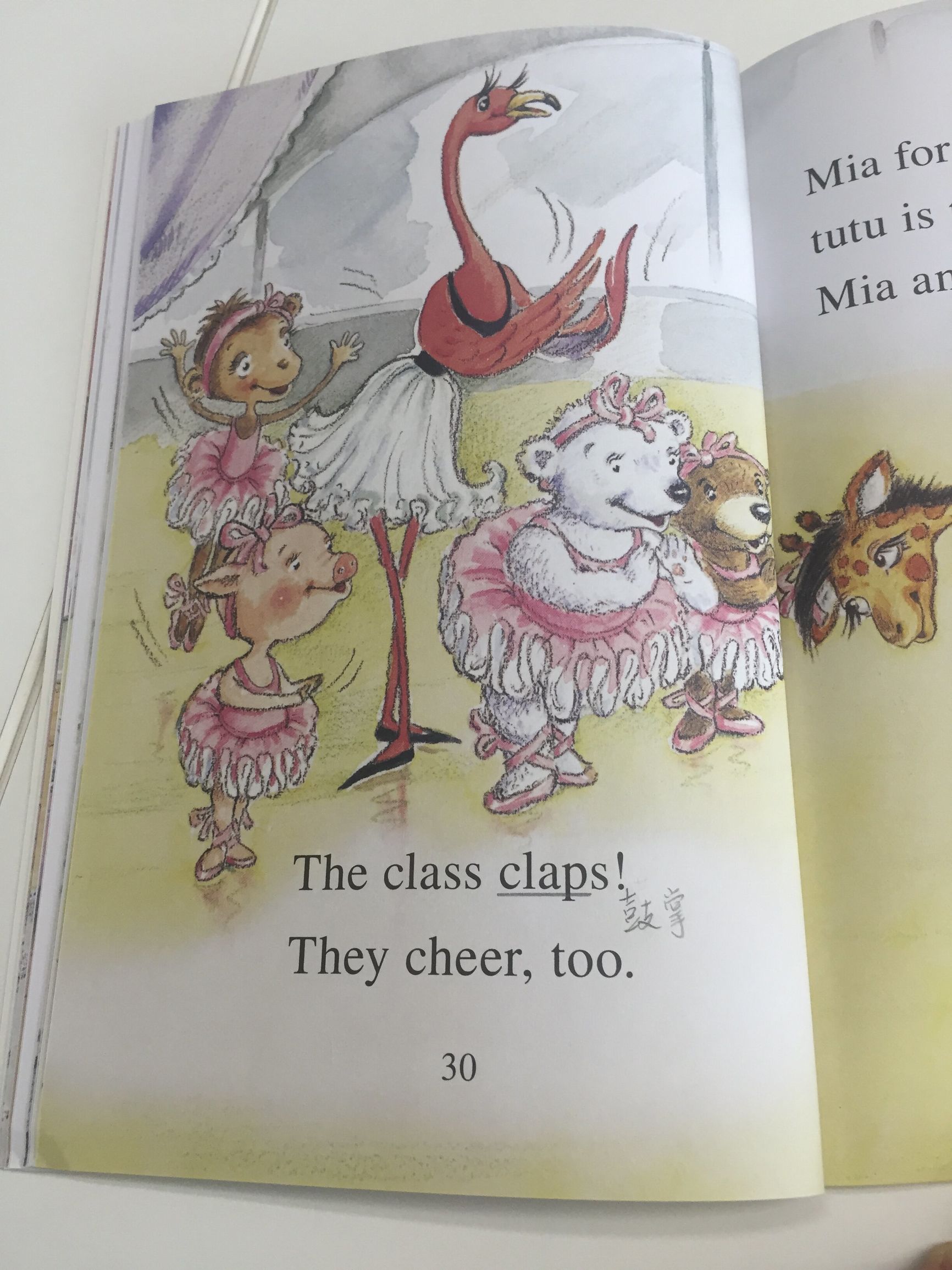跟小猫Mia绘本学跳舞相关的英文,服装、舞蹈动作应有尽有