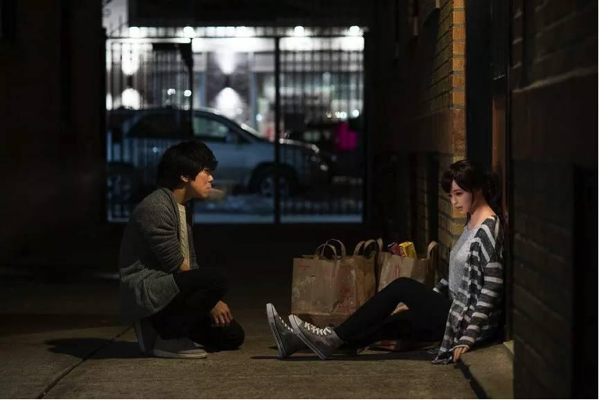 瞅啥丨爱上非人类的男女朋友？其实我们都是都市里的孤独患者