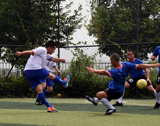 圆满举办五人制足球比赛,三明体育场足球赛