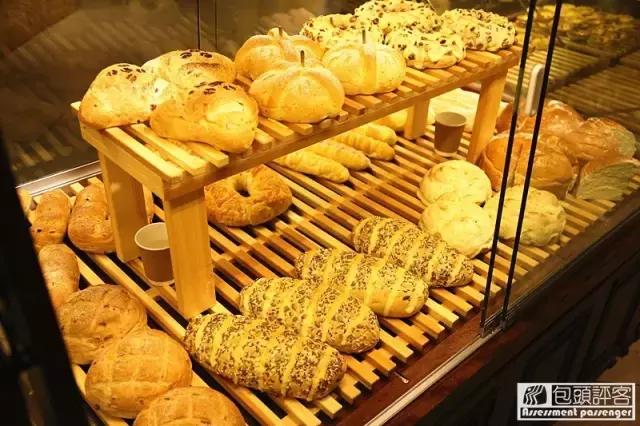 在包头能有一家纯天然酵母软欧店，想想都是一种幸福。